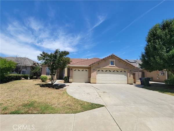 2979 Swift AVE, Clovis, CA 93611