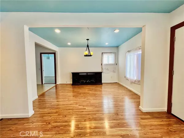 1309 E 55th ST, Los Angeles, CA 90011