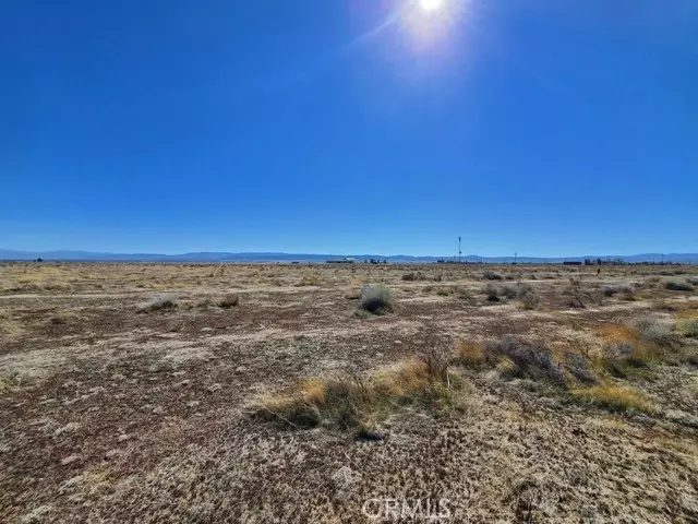 Lancaster, CA 93536,0 Vac/Ave C14/Vic 65 Stw
