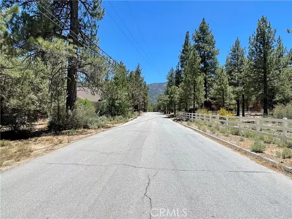 Big Bear City, CA 92314,0 Manzanita LN