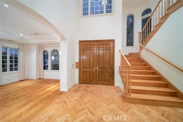 Santa Monica, CA 90402,209 21st PL