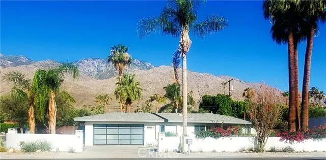 1581 S Sunrise WAY, Palm Springs, CA 92264