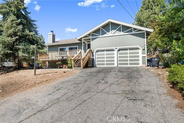 325 Montclair DR, Big Bear City, CA 92314