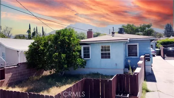 Sunland, CA 91040,10626 Woodward AVE