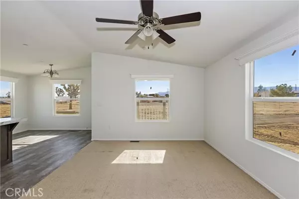 Pinon Hills, CA 92372,10326 Via Verde AVE