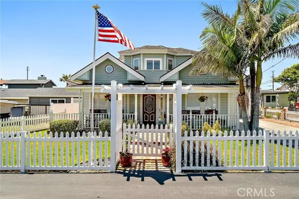 Cayucos, CA 93430,17 10th ST