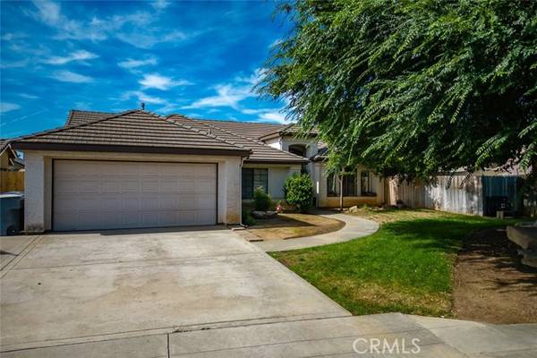 2562 Mesa AVE, Clovis, CA 93611