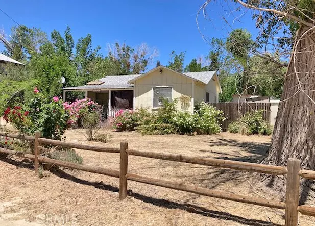 18253 Ellstree DR, Lake Hughes, CA 93532