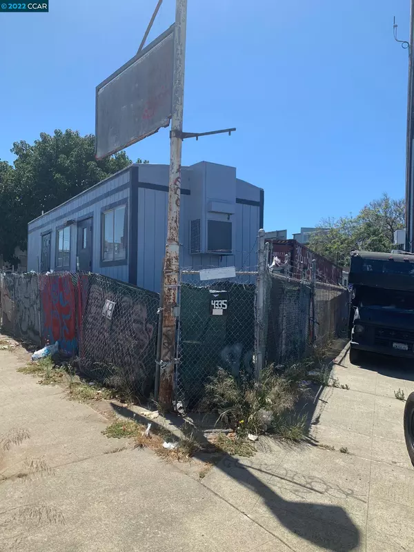 Oakland, CA 94601,4335 E 12Th St