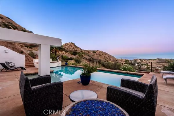 Bell Canyon, CA 91307,43 Marlboro LN