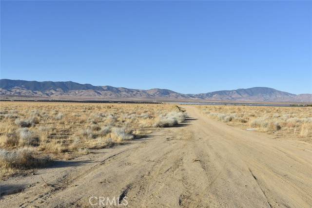 Lancaster, CA 93536,23500 Vac/Ave A8/Vic 235 Stw