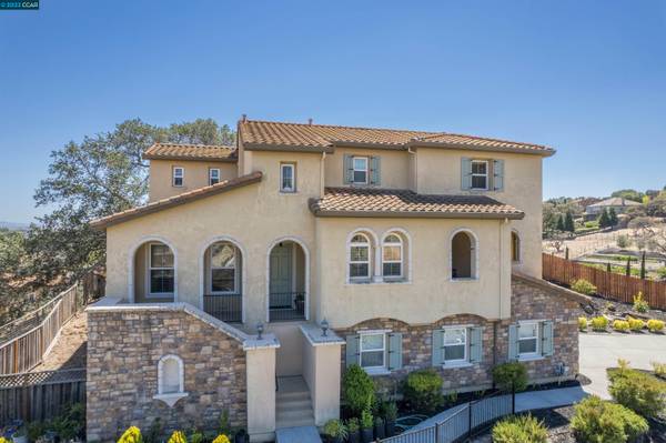 876 Bridle Ridge Dr, Fairfield, CA 94534