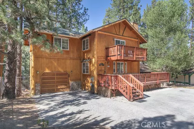 793 Mountain LN, Big Bear City, CA 92314