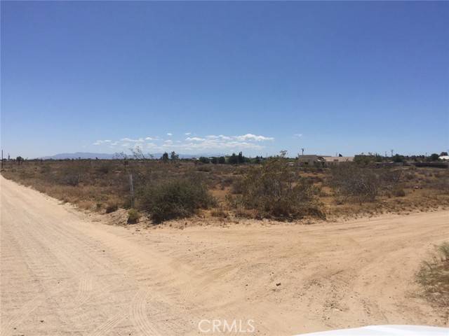 Phelan, CA 92371,0 Goss RD