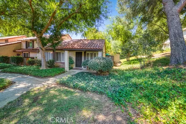 Agoura Hills, CA 91301,27558 Rondell ST