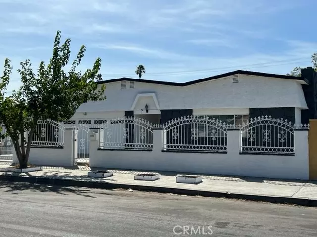 Pacoima, CA 91331,12952 Montford ST