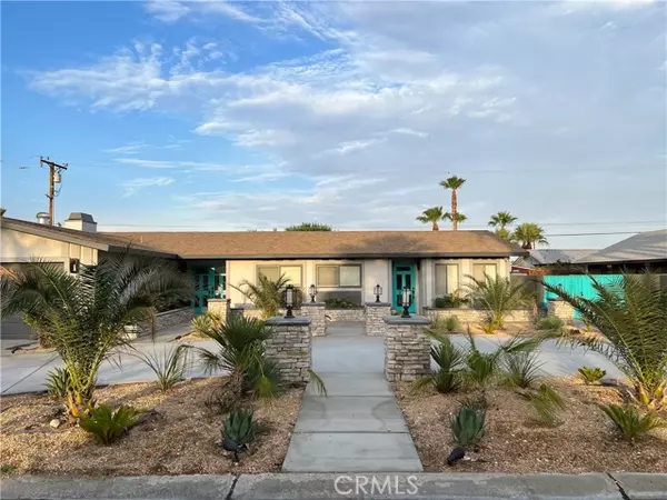 2890 N Biskra RD, Palm Springs, CA 92262