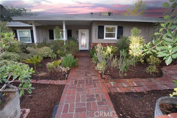 20601 Devonshire ST, Chatsworth, CA 91311