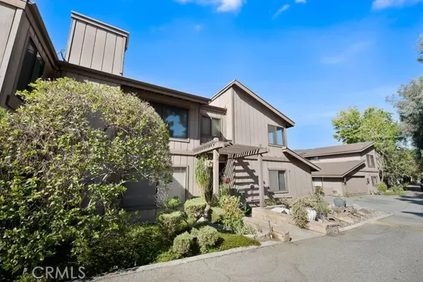 La Crescenta, CA 91214,31 Northwoods LN