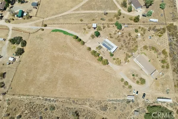 Aguanga, CA 92536,53985 Robin LN