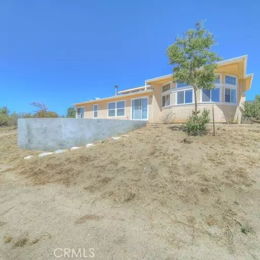 Anza, CA 92539,56686 Dickson WAY