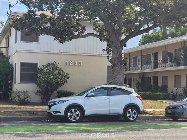 Santa Monica, CA 90404,1233 14th ST