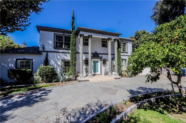 3 Toluca Estates DR, Toluca Lake, CA 91602