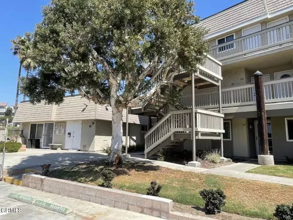 Port Hueneme, CA 93041,307 E Surfside DR