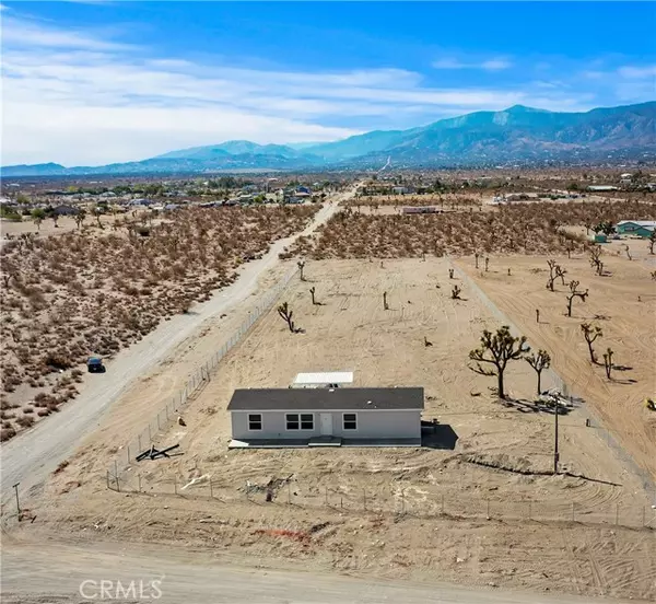 2085 Seville PL, Pinon Hills, CA 92372