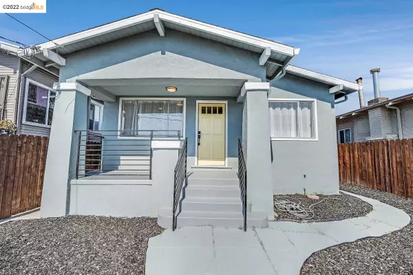 Oakland, CA 94605,7006 Halliday Ave