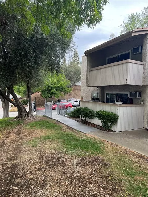 Agoura Hills, CA 91301,5800 Kanan RD 158