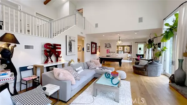 Studio City, CA 91604,3880 Alta Mesa DR