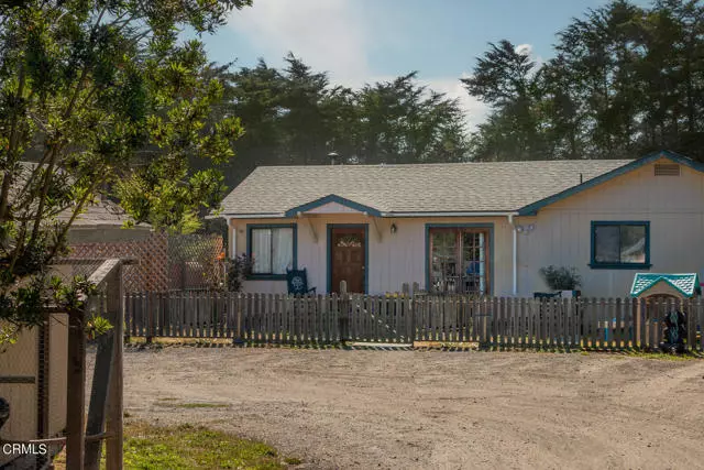 16551 Powers LN, Fort Bragg, CA 95437