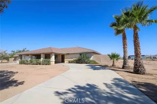 14184 Wells Fargo ST, Oak Hills, CA 92344