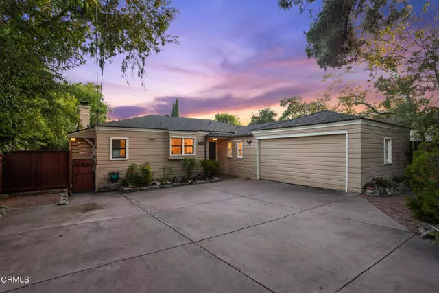La Crescenta, CA 91214,2840 Henrietta AVE