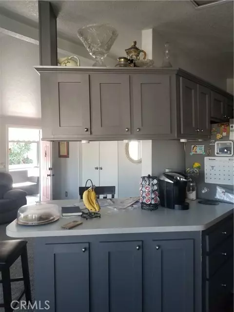 Canoga Park, CA 91304,8811 Canoga AVE 542