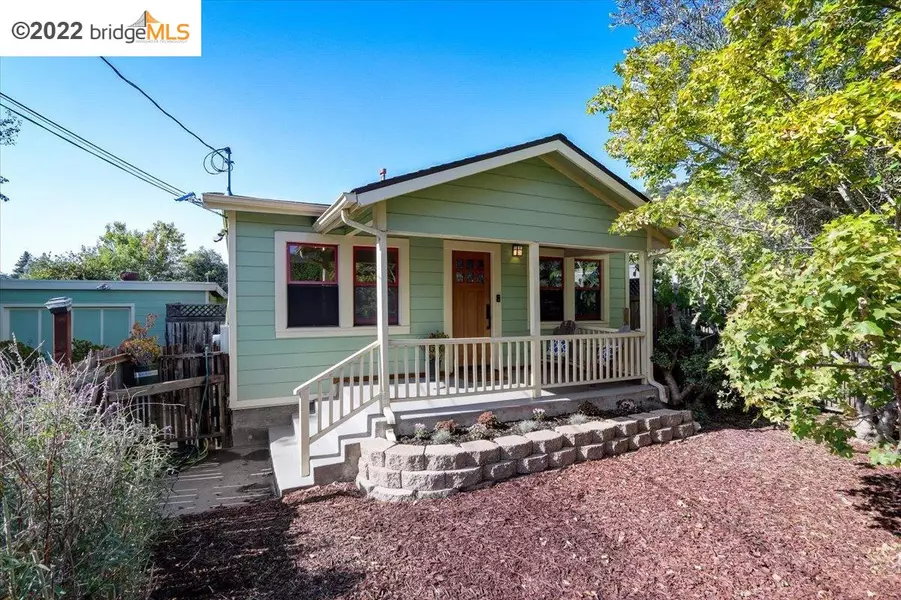3963 Altamont Ave, Oakland, CA 94605