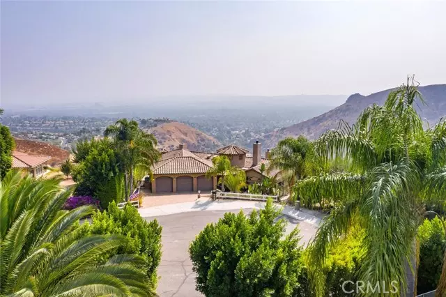 38 Appaloosa LN, Bell Canyon, CA 91307