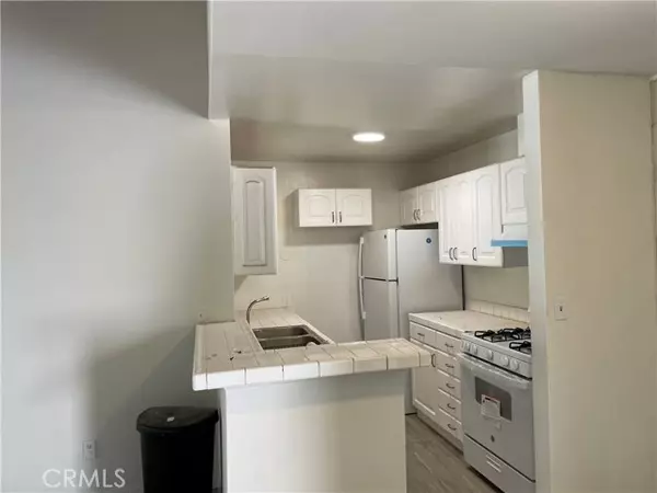 Canoga Park, CA 91304,8601 International AVE 270