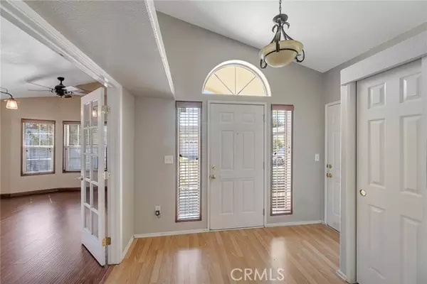 Canyon Country, CA 91351,20049 Crestview DR