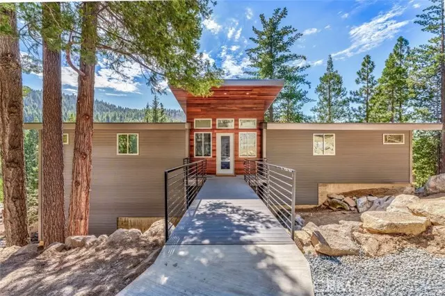 7255 Yosemite Park WAY, Yosemite, CA 95389