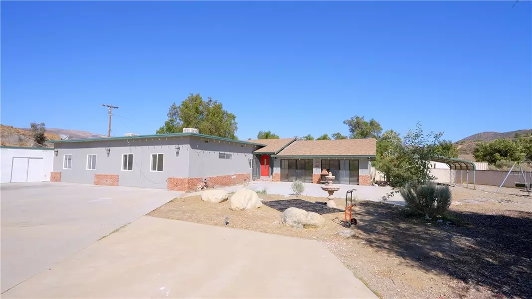 9801 White Fox LN, Agua Dulce, CA 91390