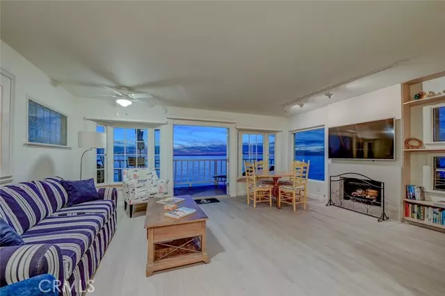 1021 Gaviota DR, Laguna Beach, CA 92651