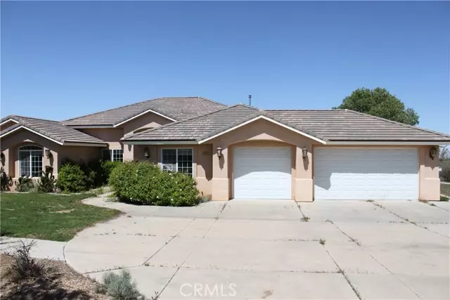 11874 Prairie TRL, Oak Hills, CA 92344