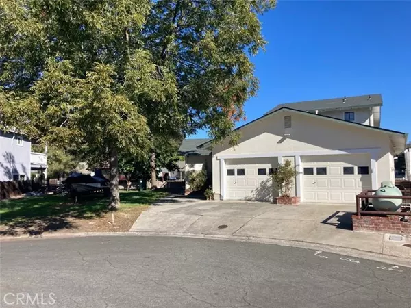 782 Bass LN, Clearlake Oaks, CA 95423