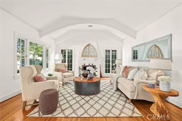 South Pasadena, CA 91030,923 Palm AVE