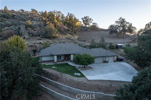 26550 Brian PL, Tehachapi, CA 93561