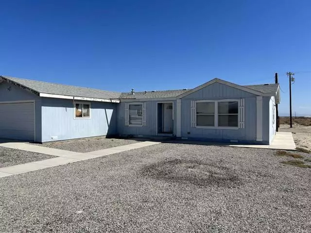 2286 Corona AVE, Salton City, CA 92274