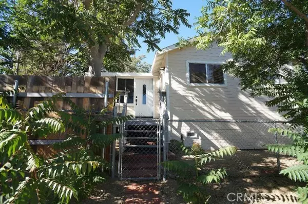 Lake Hughes, CA 93532,17703 Grand VW