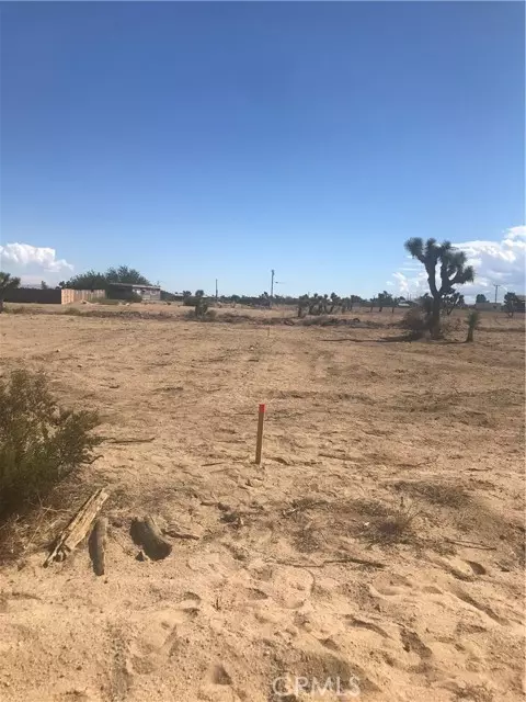 Phelan, CA 92371,10727 Eaby RD
